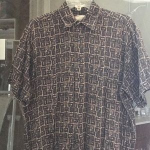 Men’s short sleeve dress shirt